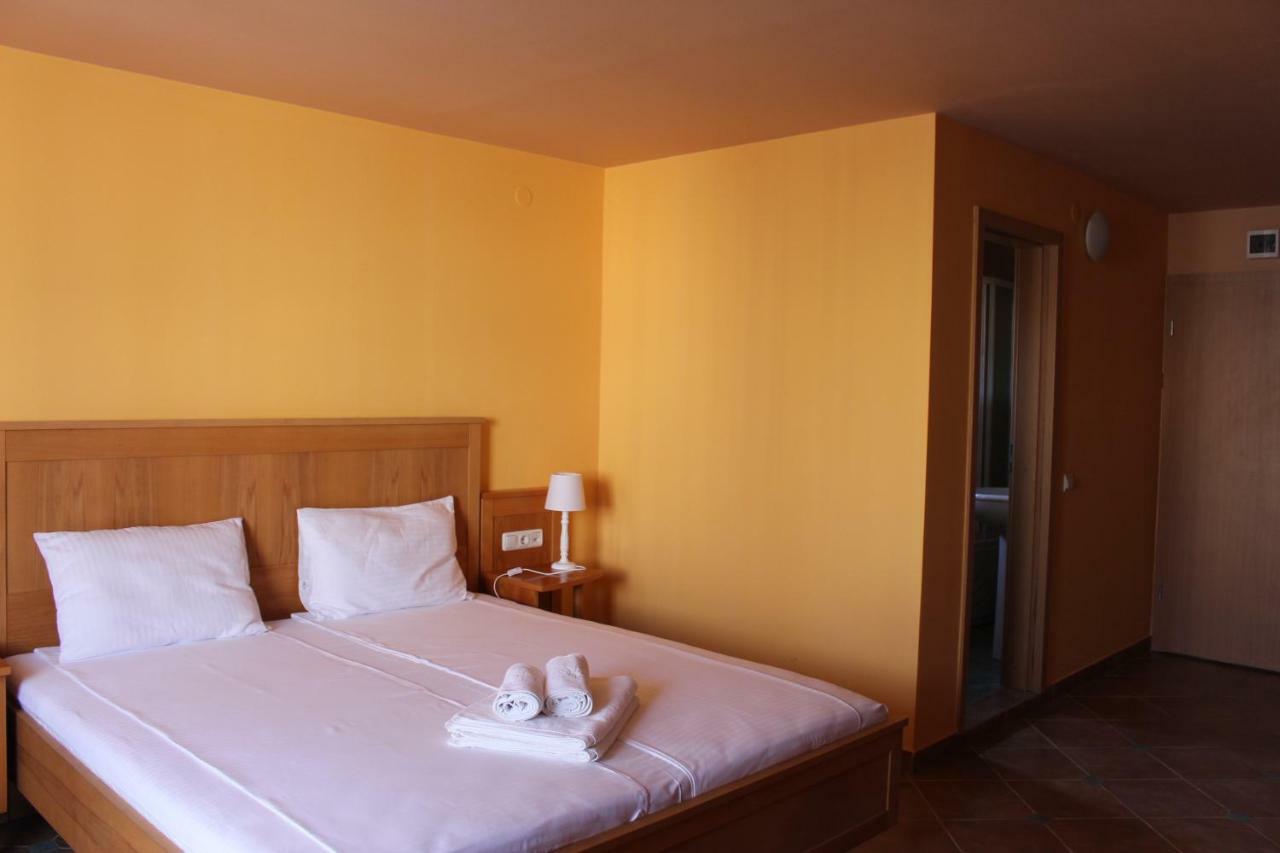 Rooms Cristian Ντέβα Εξωτερικό φωτογραφία